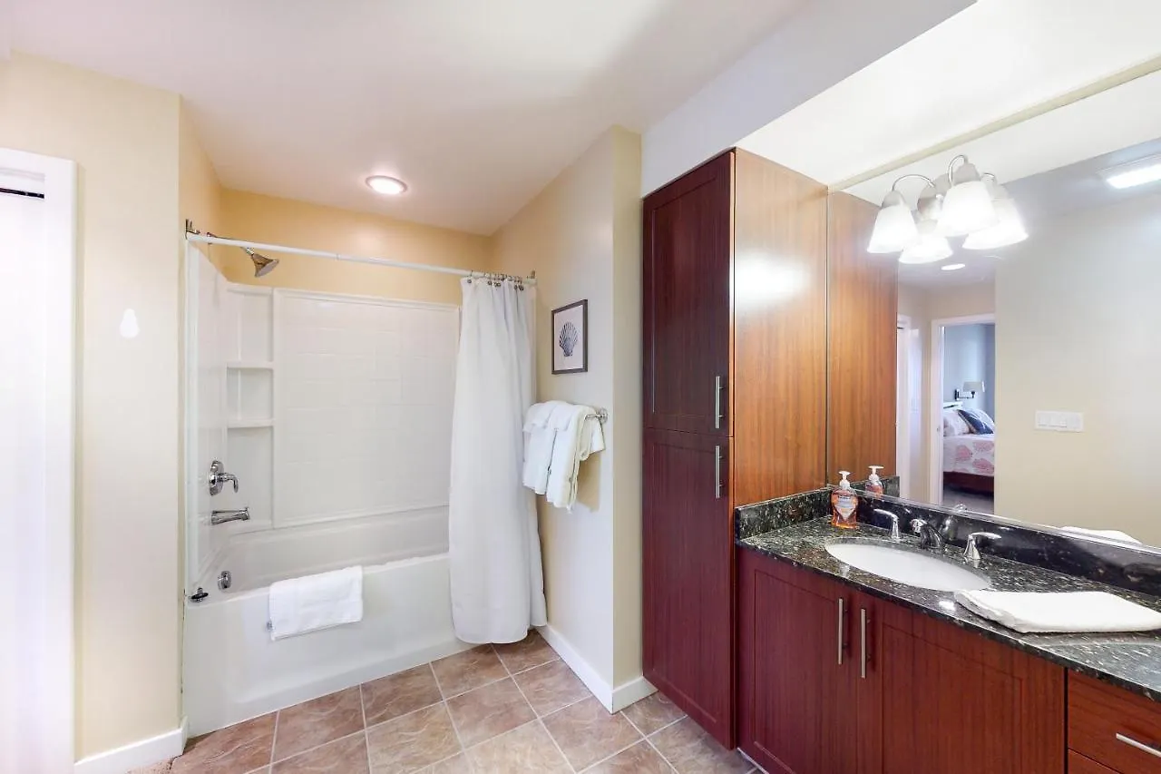 The Sanctuary - Sound Waves 132B Apartment Virginia Beach