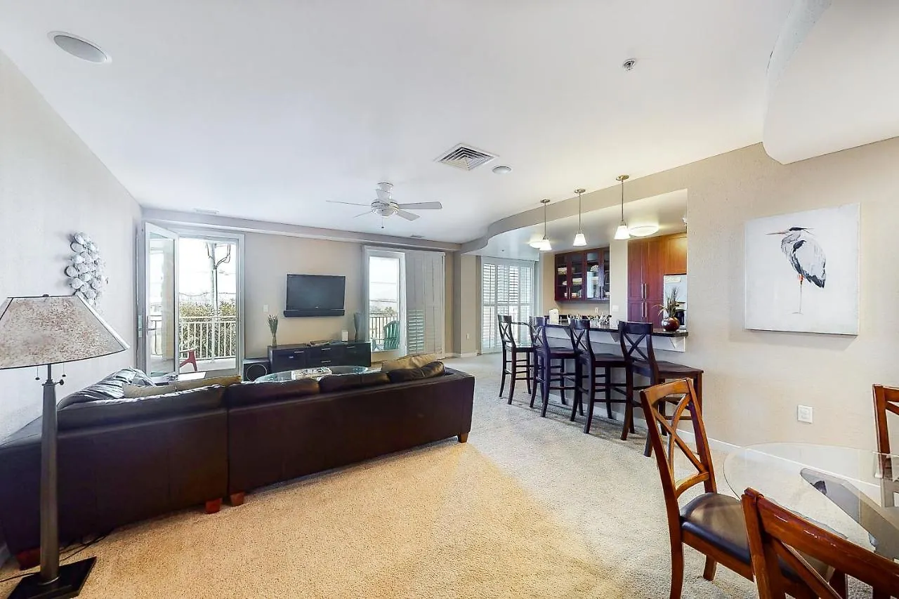 The Sanctuary - Sound Waves 132B Apartment Virginia Beach